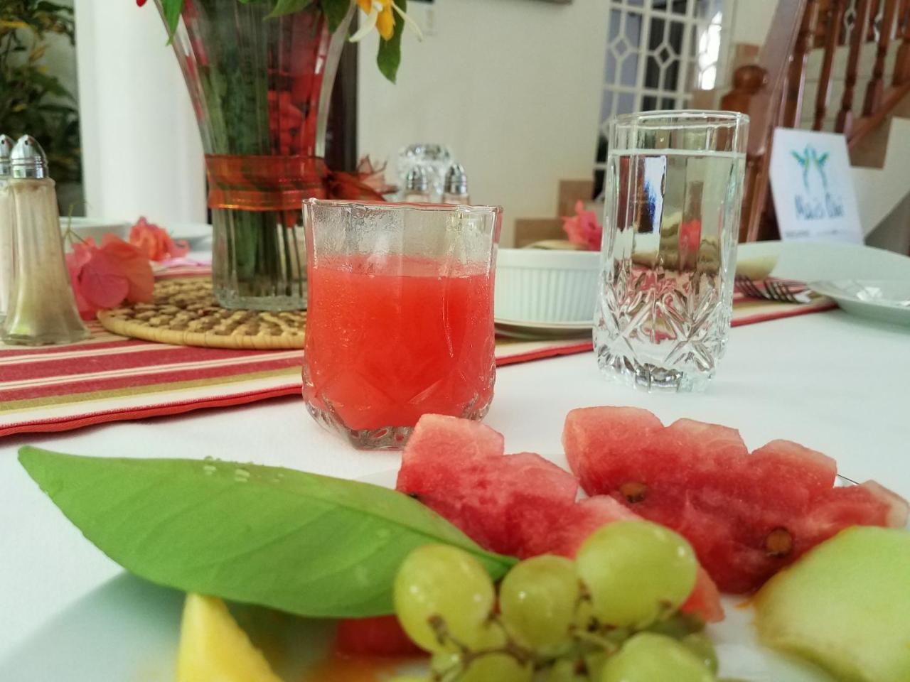 Mais Oui Villa Дискавъри Бей Екстериор снимка